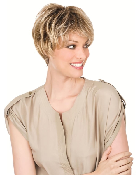 Blonde Wavy Synthetic Amazing Short Wigs