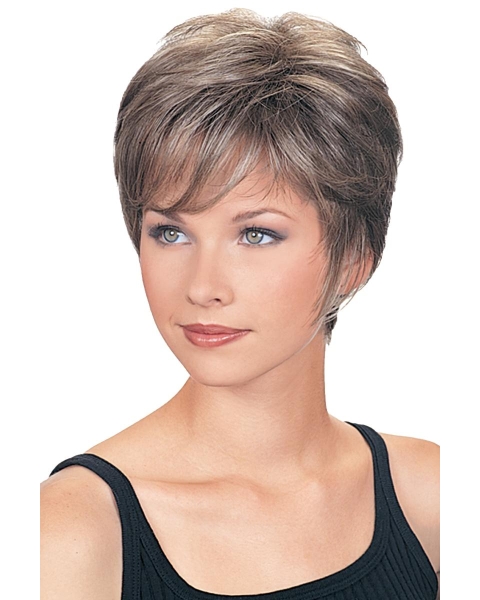 Fashionable Cropped Wavy Synthetic Grey Wigs