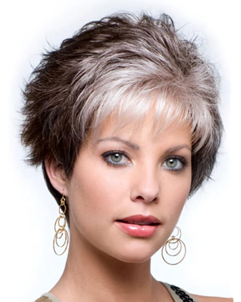 Fashionable Wavy Cropped Synthetic Grey Wigs