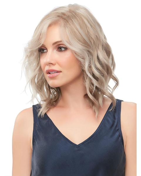 100% Hand-Tied Wavy 10" Blonde Synthetic Chin Length Bob Wigs