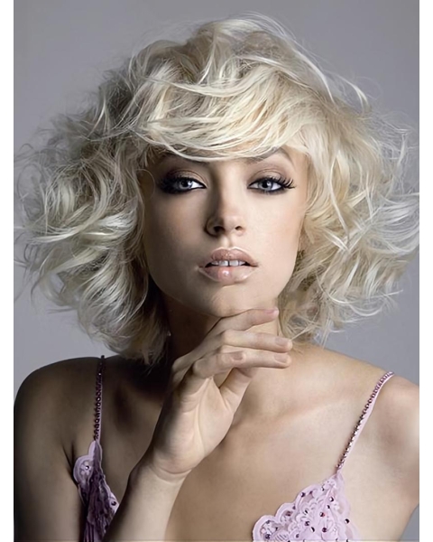 Blonde Wavy Synthetic Preferential Short Wigs