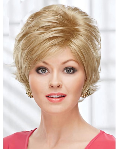 Amazing Chin Length Wavy Blonde Layered Popular Wigs