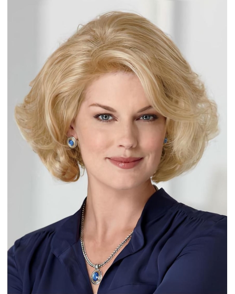 Glamorous Blonde Wavy Chin Length Classic Wigs