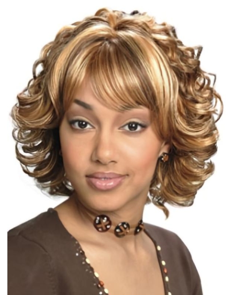 Cosy Blonde Wavy Chin Length Synthetic Wigs