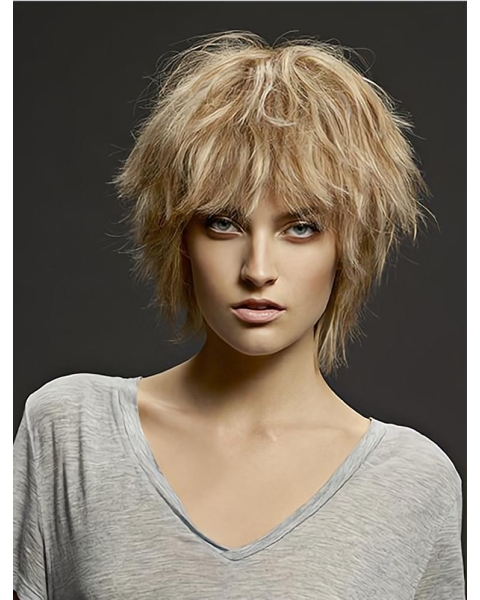 Fashional Blonde Chin Length Straight Layered New Design Wigs