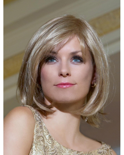 Elegant Blonde Straight Chin Length Bob Wigs