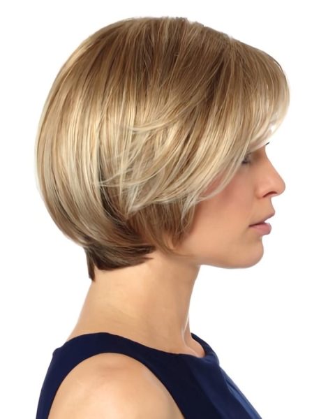 Elegant Blonde Monofilament Chin Length Wigs For Cancer