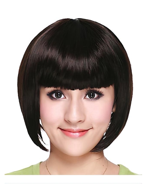 Trendy Black Straight Chin Length Bob Wigs