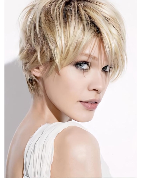 Faddish Straight Boycuts Blonde Short Wigs