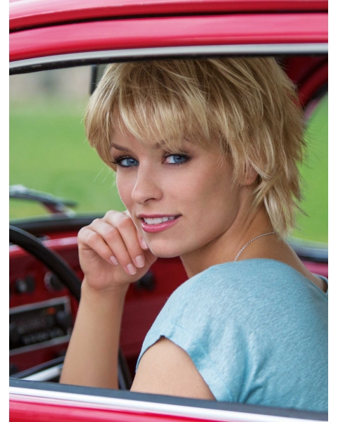 Tempting Blonde Straight Short Synthetic Wigs