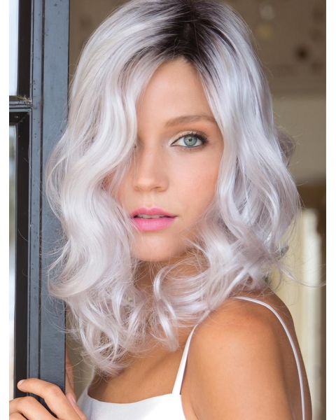 Fashional White Shoulder Length Curly Capless Synthetic New Design Grey Women Wigs