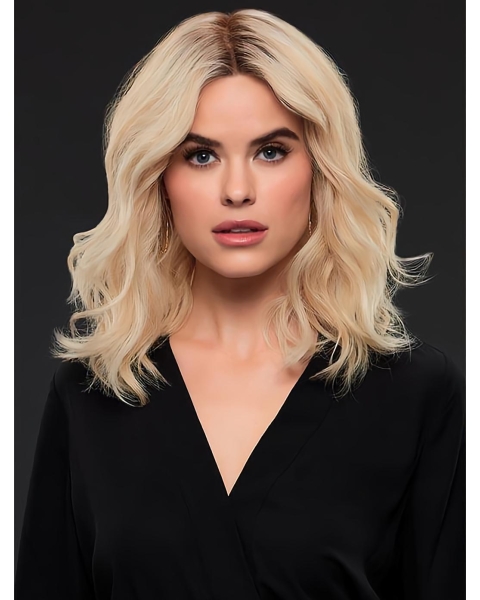 Blonde Wavy Without Bangs Layered Shoulder Length Medium Synthetic Women Wigs